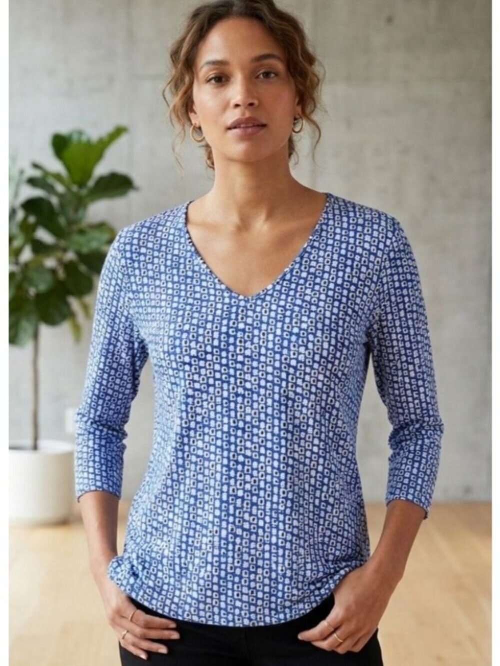 Women's - Clara Sun Woo Blue and White Patterned V-Neck Top, Size Small